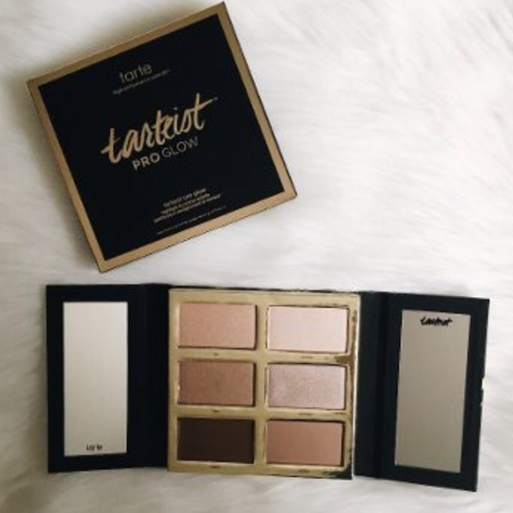 Tarte Pro Glow Palette highlighter and contour